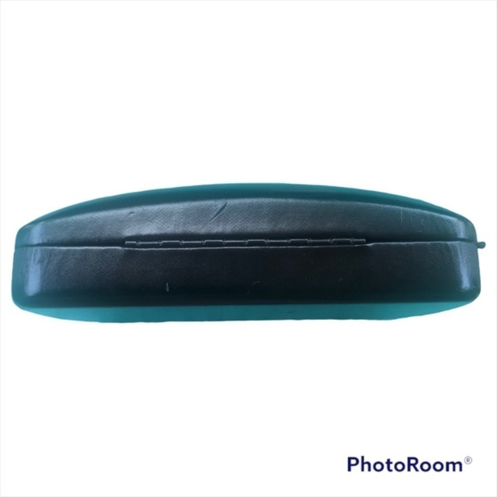 Coach black eyeglasses case with cleaning cloth - Picture 4 of 5